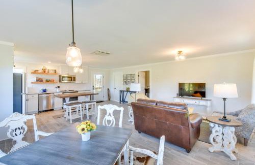 Clarkesville House | Stylish Clarkesville Cottage with Decks and Patio Awaits