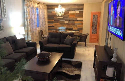 Revelstoke House | Modern Classic Downtown Ski Home