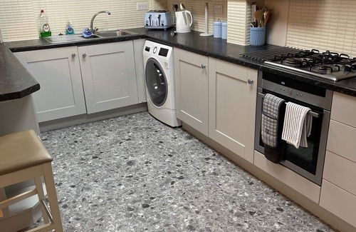Sheffield Apartment | Modern Duplex Apartment Near City Centre & Peak District