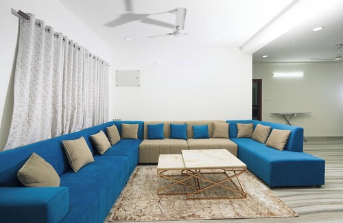 Madhapur Apartment | Modern Comfort 3-Bed Haven