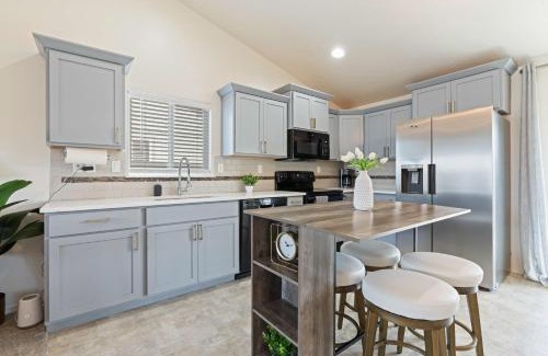 Caldwell House | Cozy Caldwell Home with Pet-Friendly Amenities for 8
