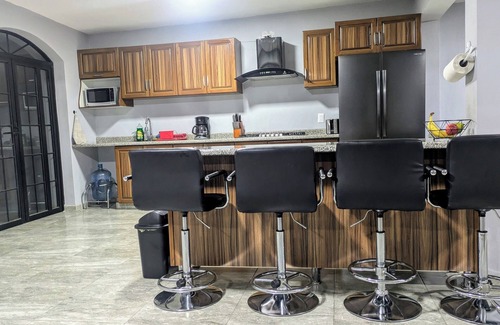 Tonala House | Modern Comfort Meets Outdoor Luxury 2BR/2BA + Huge Patio & Garage