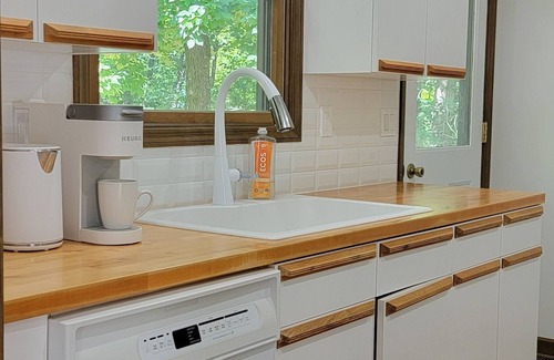 Rising Fawn Villa | Embrace Nature's Beauty with Modern Comforts & Amenities