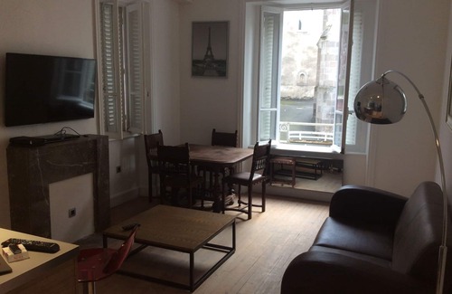 Condat Apartment | Cozy Apartment with Kitchen - Ideal for Families