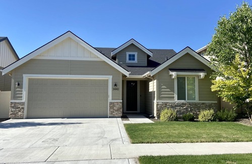 Meridian House | Cozy 3BR Home Steps from Village & Downtown Attractions