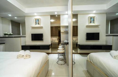 Jakarta Apartment | Cozy Studio Retreat in Central Jakarta with Pool Access