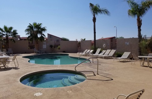 Apache Junction Condo | Stylish Condo with Mountain Views & Heated Pool Amenities