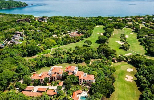 Playa Conchal Condo | Discover The Gold Standard: Paradise Awaits with Spa & More