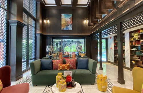 Phuket Condo | Modern Condo with Pool & Gym, Steps from Central Phuket