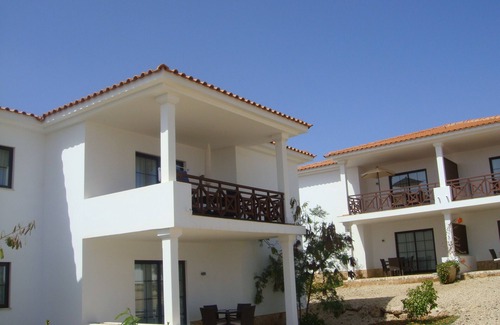 Santa Maria Apartment | Modern Beach Resort Apartment with Spa and Ocean Views