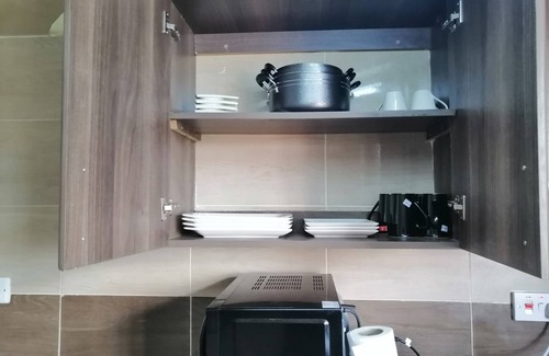 Nairobi Apartment | Modern 1 Bedroom Apartment Near Two Rivers Mall & UN
