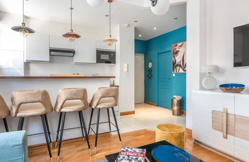 Necker Apartment | Stylish Flat for 4 Guests Steps from the Eiffel Tower