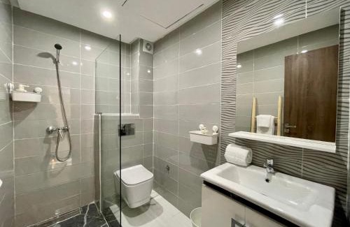 Camp El Ghoul Apartment | Modern Cozy Stay in Gueliz City Center - Guest Rated 9.3