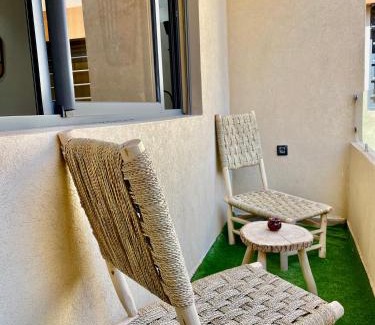 Camp El Ghoul Apartment | Modern Cozy Stay in Gueliz City Center - Guest Rated 9.3