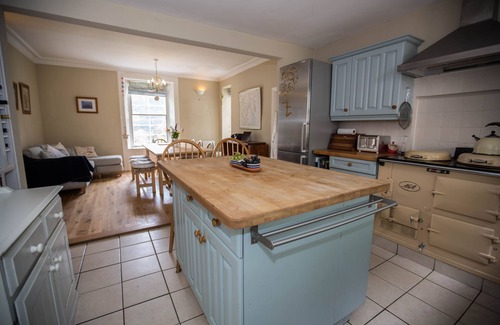 Arrochar Cottage | Inviting Modern Cottage with Garden & Scenic Views
