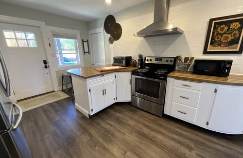 Black Creek Cottage | Modern Cottage Retreat with Fishing, Hiking & Fire Pit