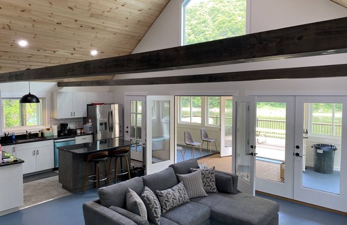 Camptown House | Pet-Friendly Modern Cottage by the Scenic Susquehanna River