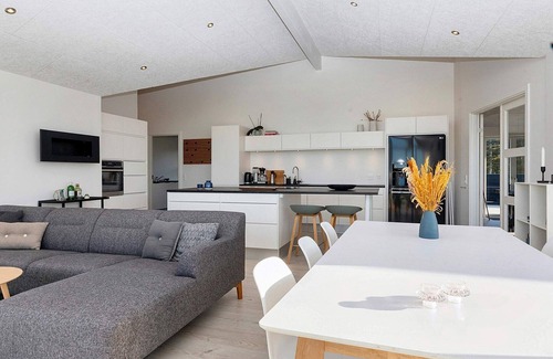 Vinderup House | Oceanfront Holiday Home for 6 in Vinderup - Guest Rated 10/10