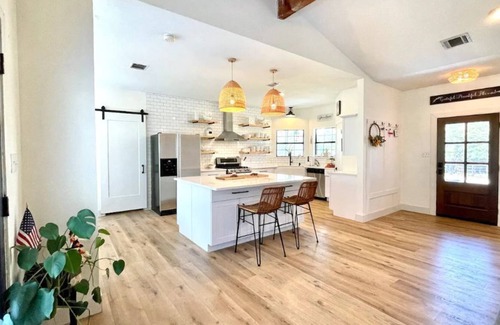 Cedar Creek House | Modern Country Serenity