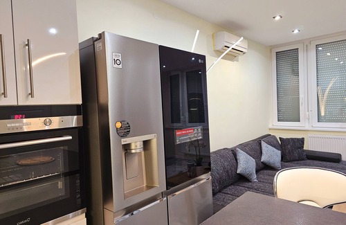 Salgotarjan Apartment | Cozy Apartment in the Heart of the City with Kitchen