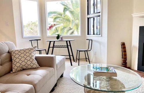 Carpinteria Apartment | Cozy Oceanfront Retreat - Steps to the Beach & Queen Beds