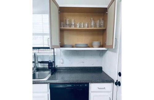 Deming House | Stylish & Cozy Getaway with Family-Friendly Amenities