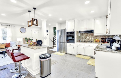 Belvedere Park House | Stylish Home Near Decatur Square & Downtown Atlanta