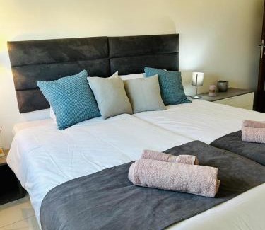 St. Andrew's Apartment | Cozy Apartment Near St Julians - Guest Rated 9.3/10