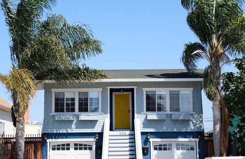 Vallejo House | Inviting Craftsman Retreat Near SF Ferry and Napa