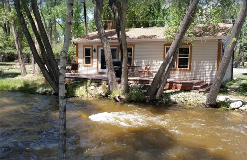 Buena Vista House | Experience Modern Creekside Cottage with Ocean View Amenities