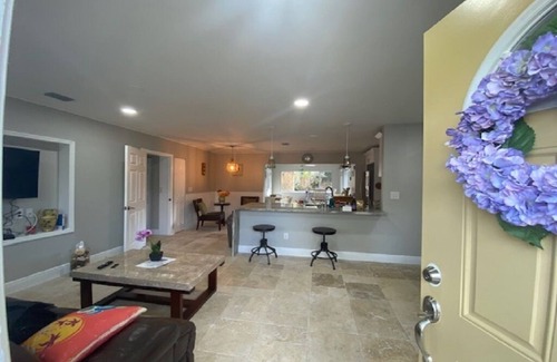 Crystal Beach House | Oceanfront Crystal Beach House: 10/10 Rating & Family Friendly
