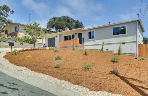Seaside Cottage | Modern Del Rey Oaks Retreat with Ocean Views Near Monterey