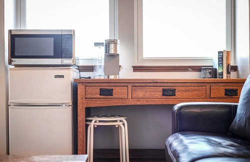 Highlands House | Stylish Denver Home with Breakfast and Family Amenities