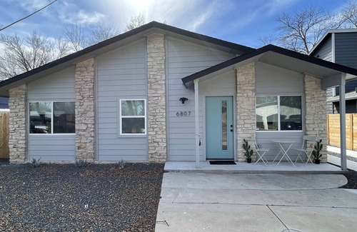 Montopolis House | Stylish Designer Home Near Downtown ATX with Great Amenities