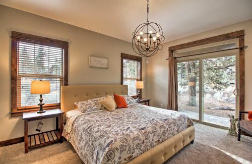 Redmond House | Contemporary Eagle Crest Retreat with Pool and Balconies