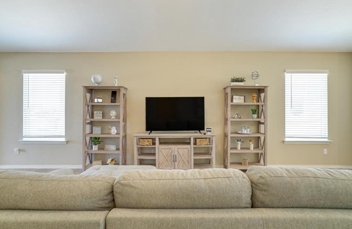 Biggs Field House | Discover a Modern El Paso Getaway with Patio and Backyard
