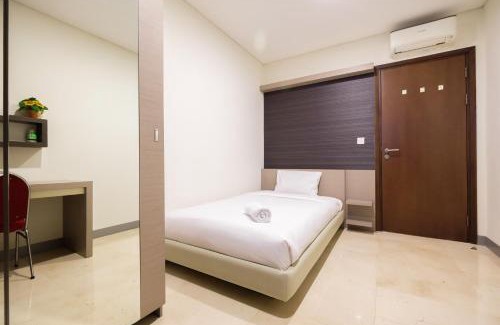 Mampang Prapatan Apartment | Modern 2BR L'Avenue Apartment with Pool & Family-Friendly Amenities