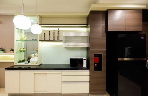 Mampang Prapatan Apartment | Stylish L'Avenue Apartment: Pool, Breakfast & Family Friendly