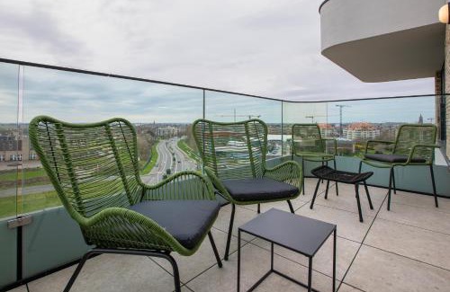 Blankenberge Apartment | Modern Beachside Apartment: Family-Friendly & Highly Rated