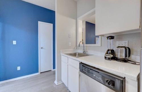 Milwood Apartment | Modern Escape Stylish 2BR