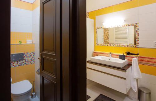 Hradec Kralove Apartment | Family-Friendly Modern Apartment Near Central Square