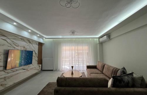Thessaloniki Apartment | Modern Family Nest SKG