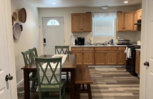 Heidenheimer House | Stylish Family Retreat Near Hospital with Pet-Friendly Space