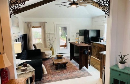 Northeast Pensacola Cottage | Modern Farm House Pensacola: Family-Friendly with Pool & Spa