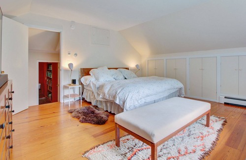Amenia House | Modern Farm House Retreat with Private Park and Trails