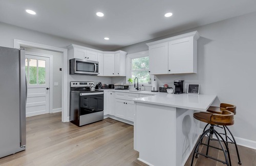 Simpsonville House | Exceptional Modern Farmhouse with Pool in Downtown Simpsonville