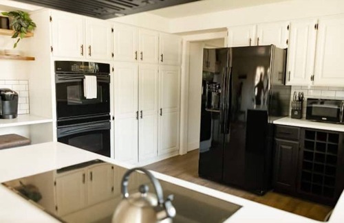 Walla Walla House | Modern Farmhouse: Olson North - Steps from Downtown Fun