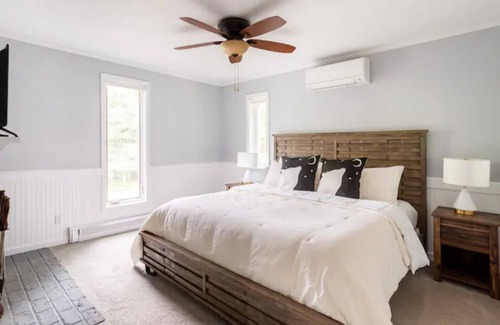 Freehold House | Modern Farmhouse Retreat with Pool in the Scenic Catskills