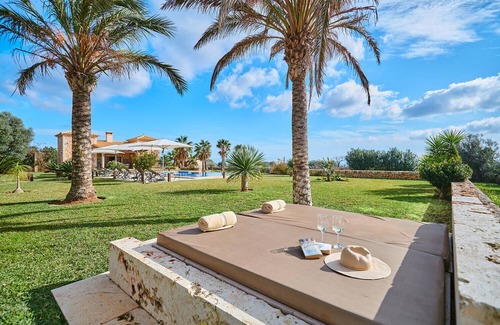 Manacor Villa | Discover Casa Fortuna: Pool, Sea Views & Volleyball Court