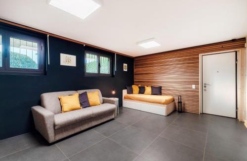 Vacallo Apartment | Modern Flat by Quokka 360 - In the hills bordering Italy